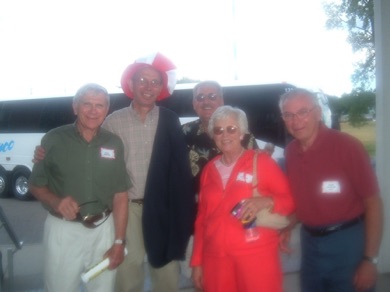 Bus Tour (2).jpg Bus Tour (2).jpg
